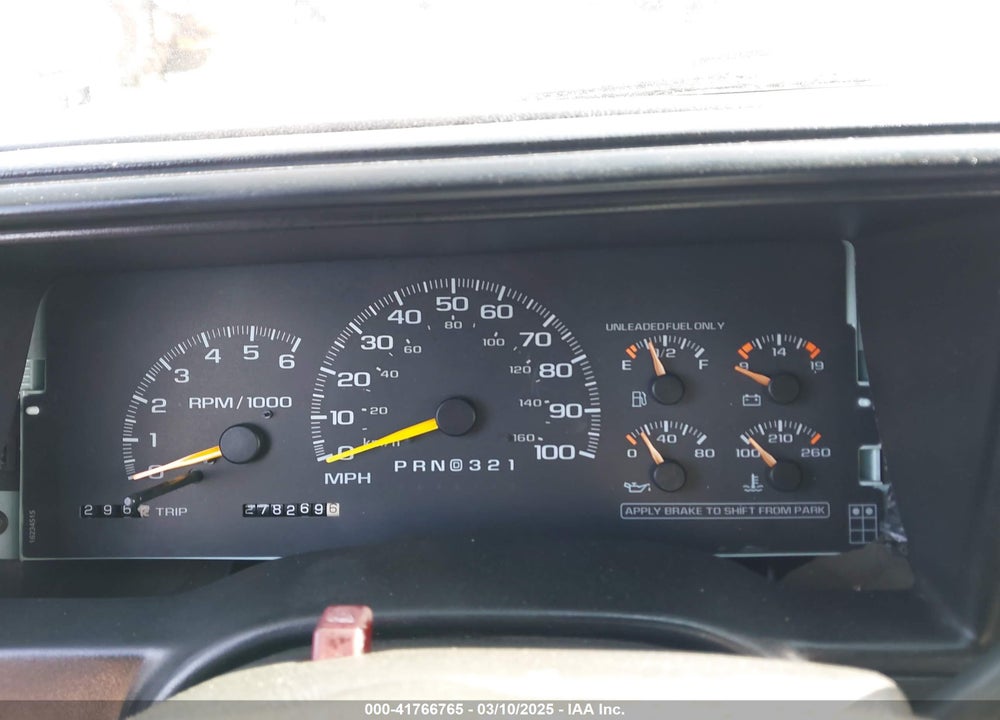 1997 CHEVROLET TAHOE VIN: 3GNEK18R5VG126423