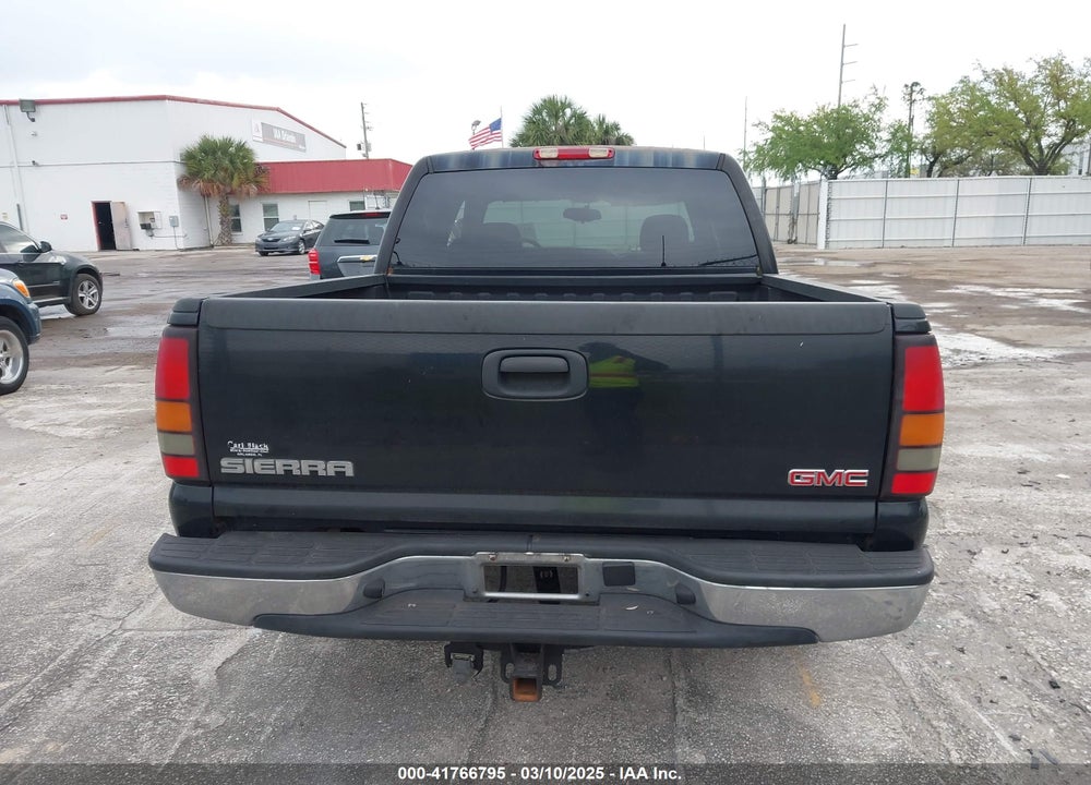 2007 GMC SIERRA 1500 CLASSIC SL VIN: 2GTEC13V571163641