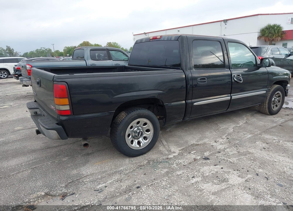 2007 GMC SIERRA 1500 CLASSIC SL VIN: 2GTEC13V571163641