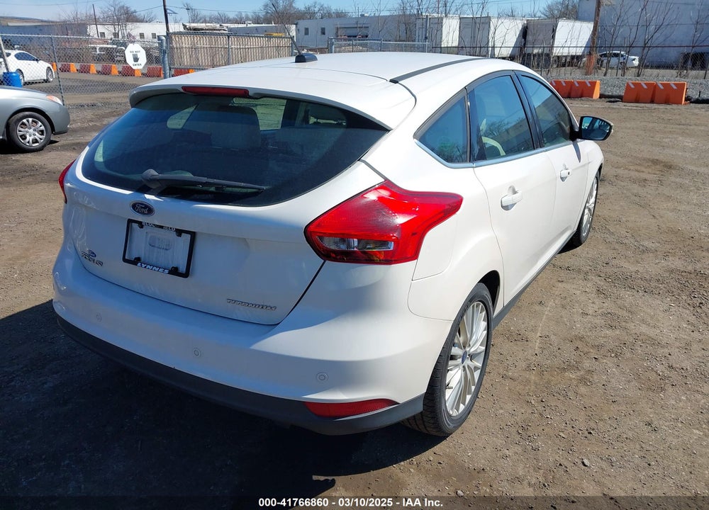 2017 FORD FOCUS VIN: 1FADP3N23HL287195