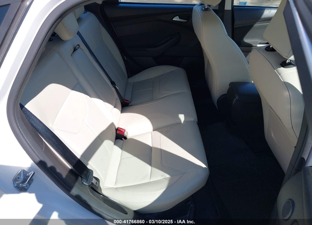 2017 FORD FOCUS VIN: 1FADP3N23HL287195