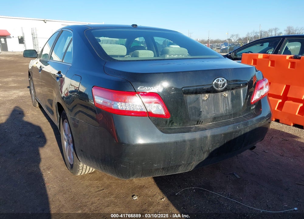 2011 TOYOTA CAMRY LE VIN: 4T1BF3EK0BU228266