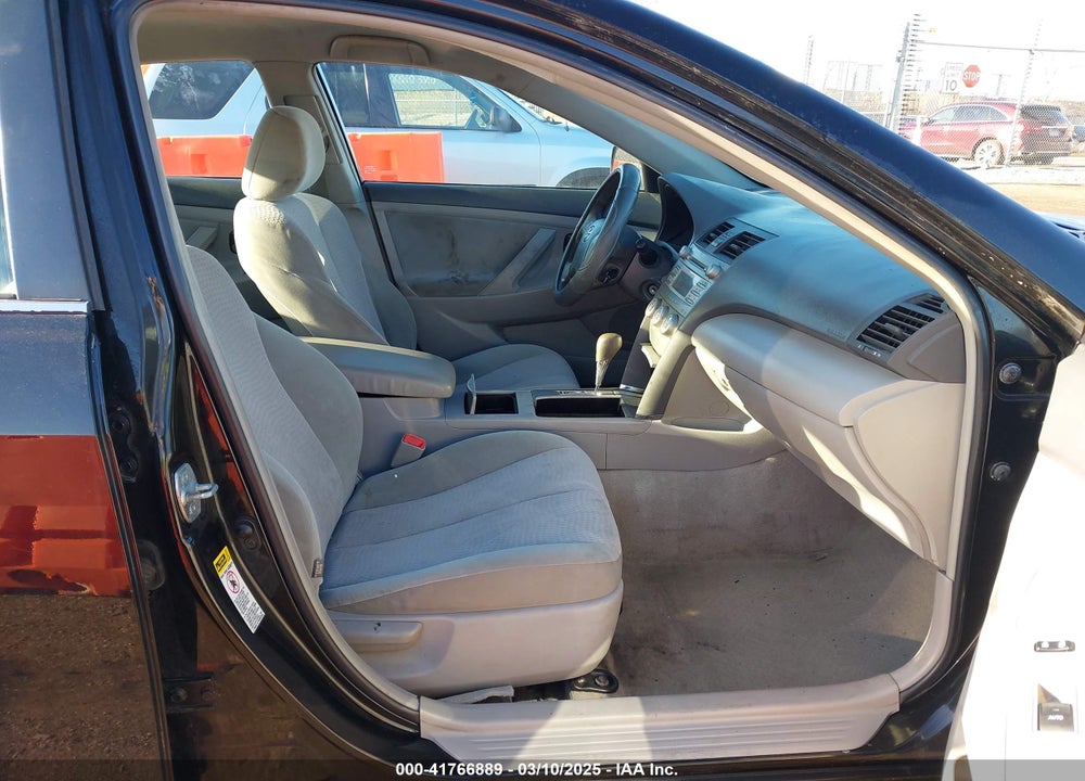 2011 TOYOTA CAMRY LE VIN: 4T1BF3EK0BU228266