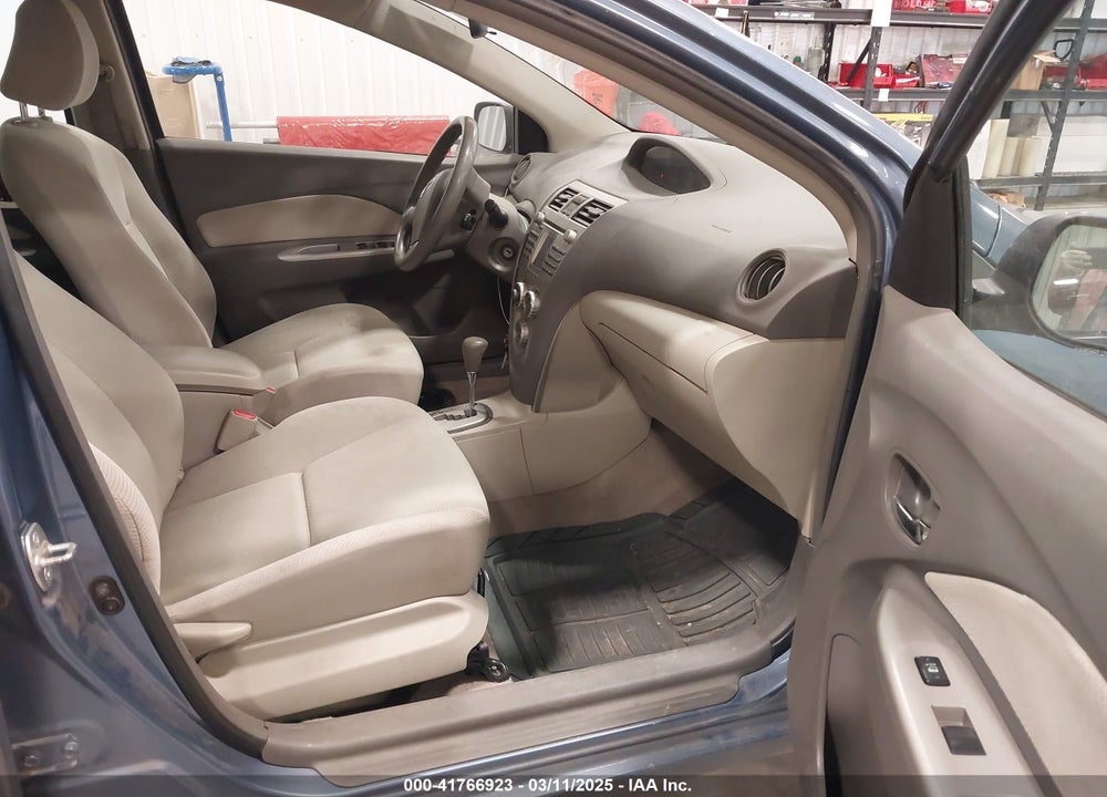 2010 TOYOTA YARIS VIN: JTDBT4K34A1394466