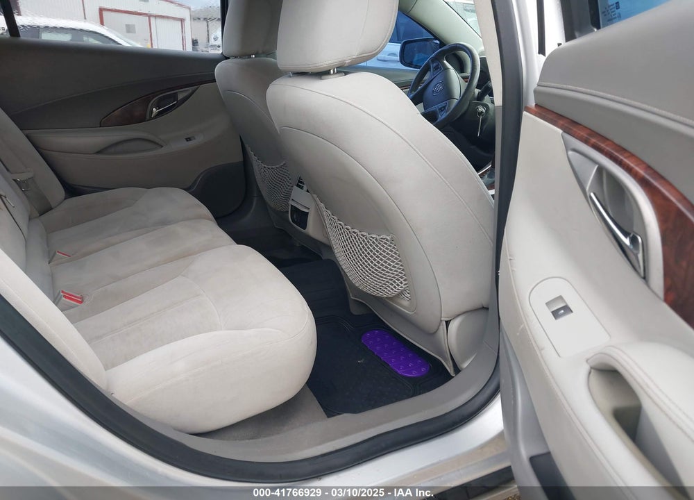 2010 BUICK LACROSSE VIN: 1G4GB5EG8AF323914