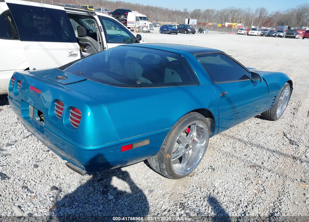 1992 CHEVROLET CORVETTE VIN: 1G1YY23P8N5108076