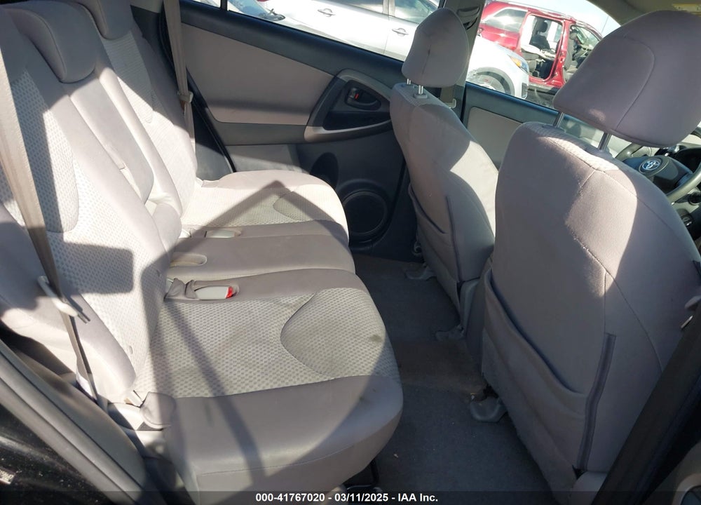 2008 TOYOTA RAV4 VIN: JTMBD35V285158647
