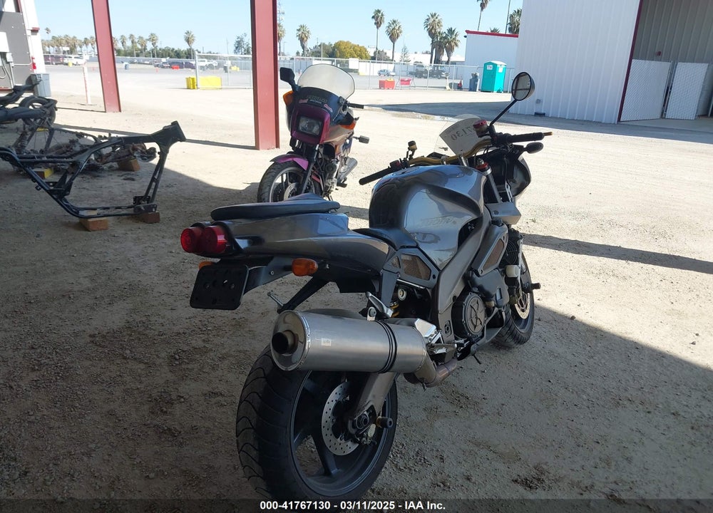 2003 APRILIA TUONO VIN: ZD4RPC0433S000112