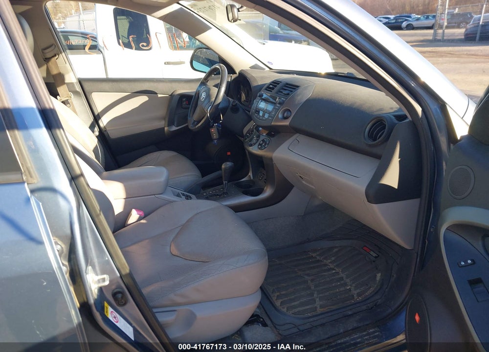 2009 TOYOTA RAV4 LIMITED V6 VIN: JTMBK31V095083931