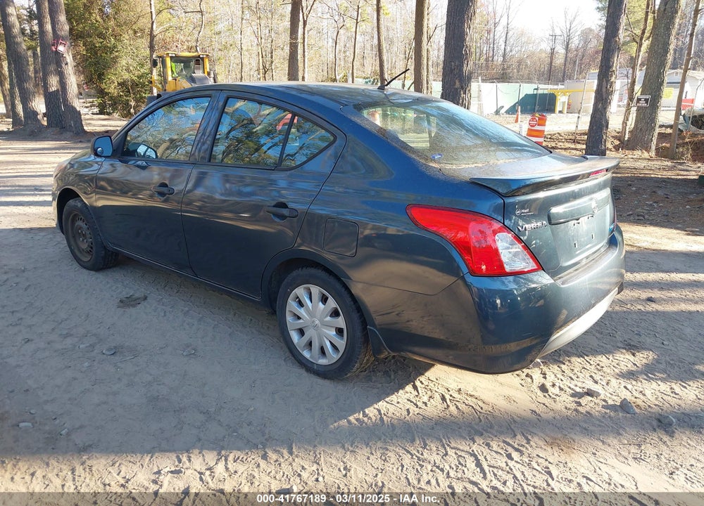 2015 NISSAN VERSA VIN: 3N1CN7AP9FL820577