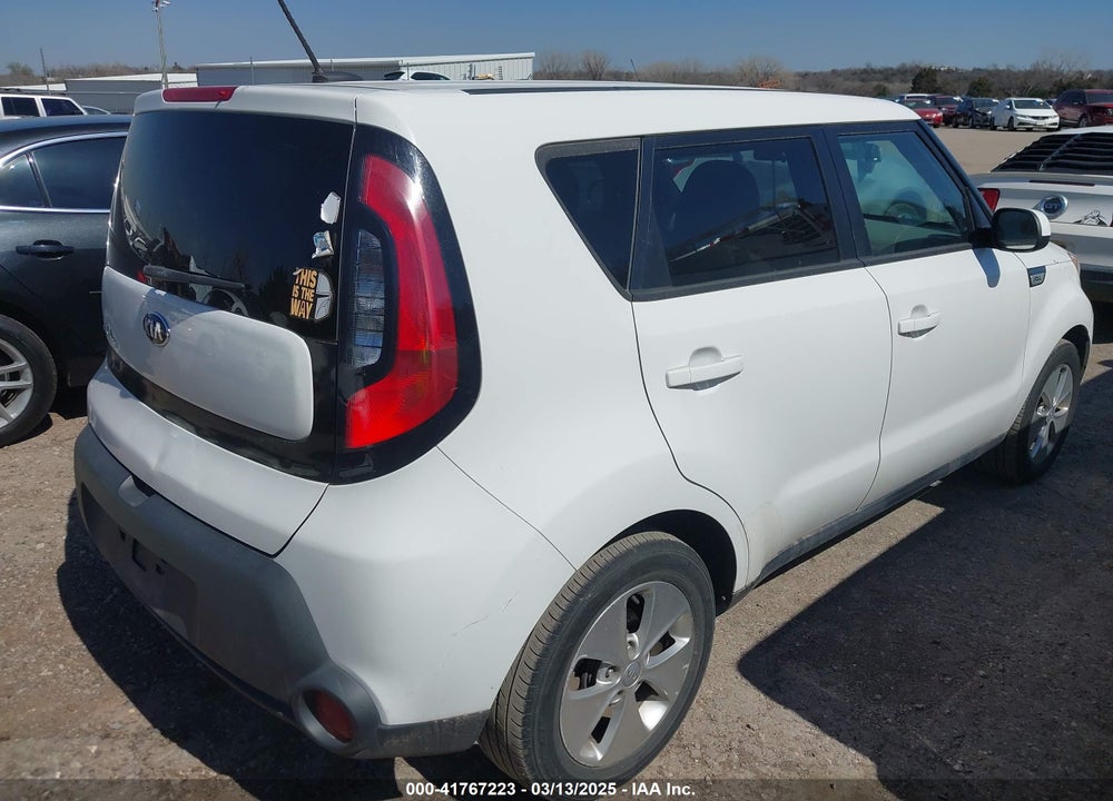 2015 KIA SOUL VIN: KNDJN2A20F7801108