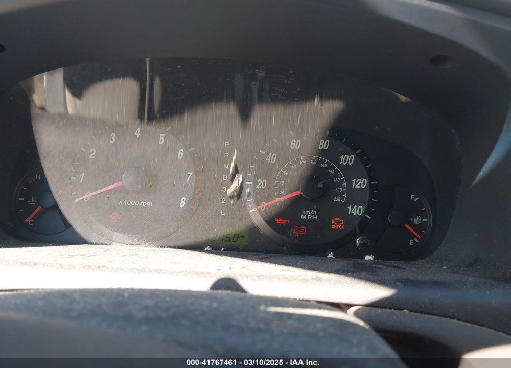 2005 HYUNDAI ELANTRA VIN: KMHDN46D25U029337