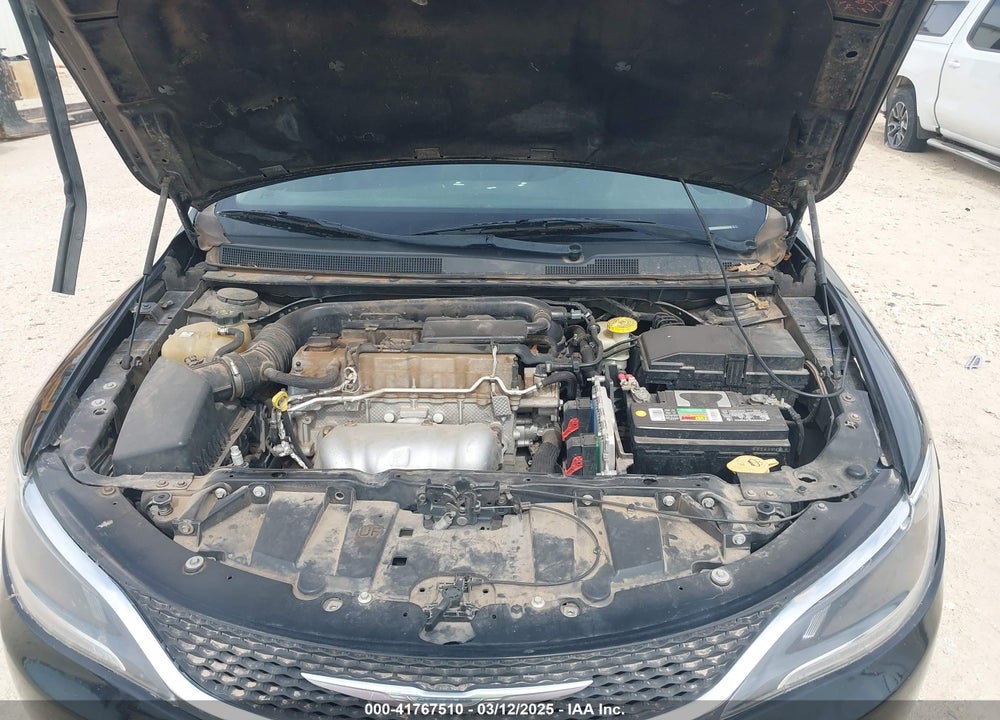 2015 CHRYSLER 200 VIN: 1C3CCCAB6FN704824