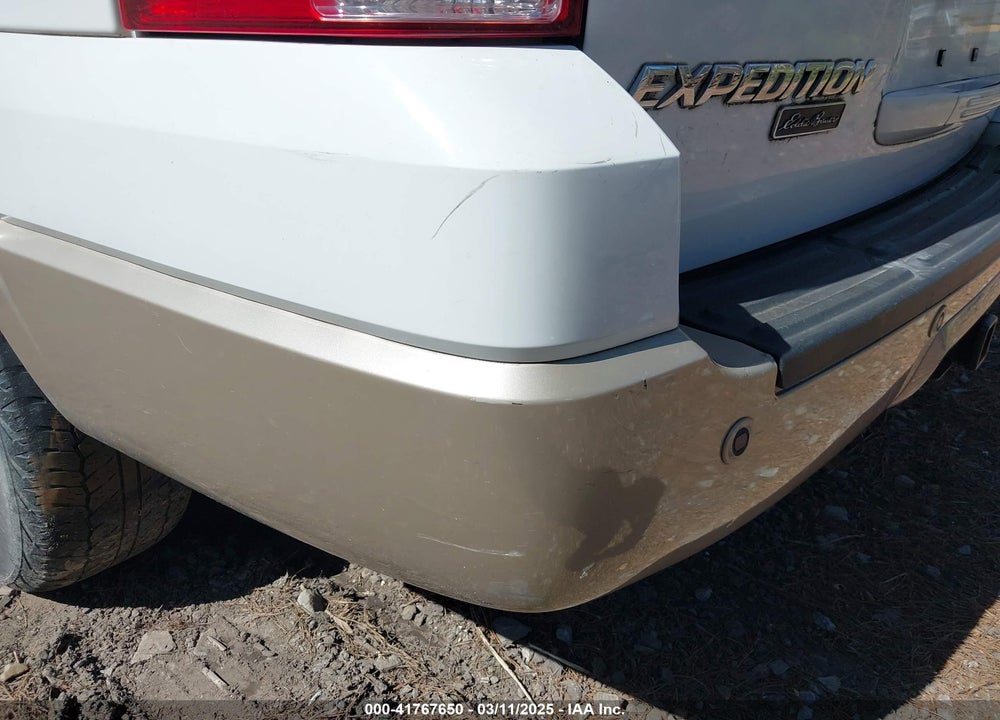 2005 FORD EXPEDITION VIN: 1FMFU185X5LB08759