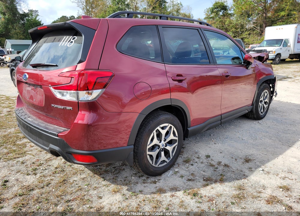 2023 SUBARU FORESTER VIN: JF2SKAEC8PH514428