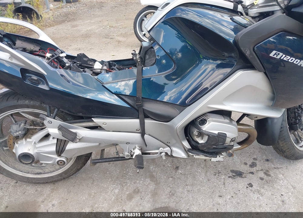 2012 BMW R1200 RT VIN: WB1044005CZW20562