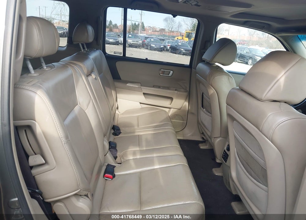 2009 HONDA PILOT VIN: 5FNYF48999B007409