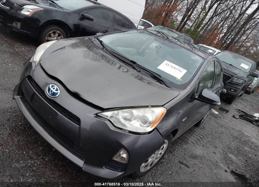 2013 TOYOTA PRIUS C VIN: JTDKDTB32D1548295