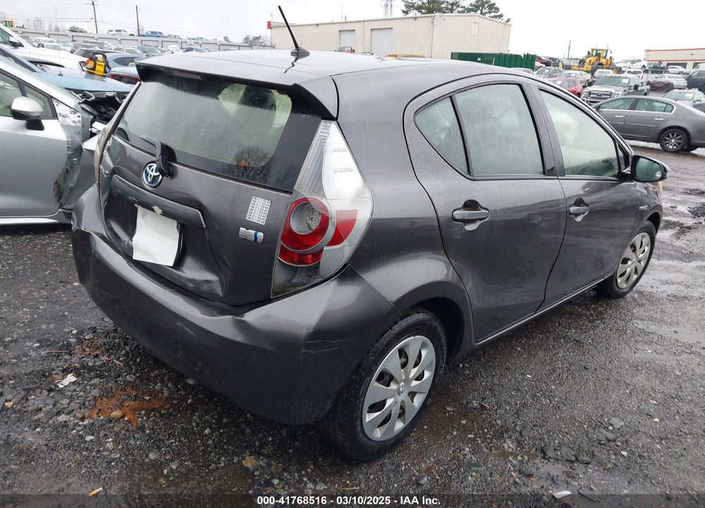 2013 TOYOTA PRIUS C VIN: JTDKDTB32D1548295