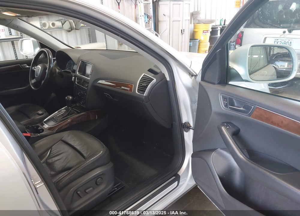 2009 AUDI Q5 3.2 PREMIUM VIN: WA1KK78R79A019757