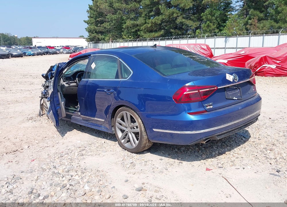 2017 VOLKSWAGEN PASSAT 1.8T R-LINE VIN: 1VWDT7A38HC074414