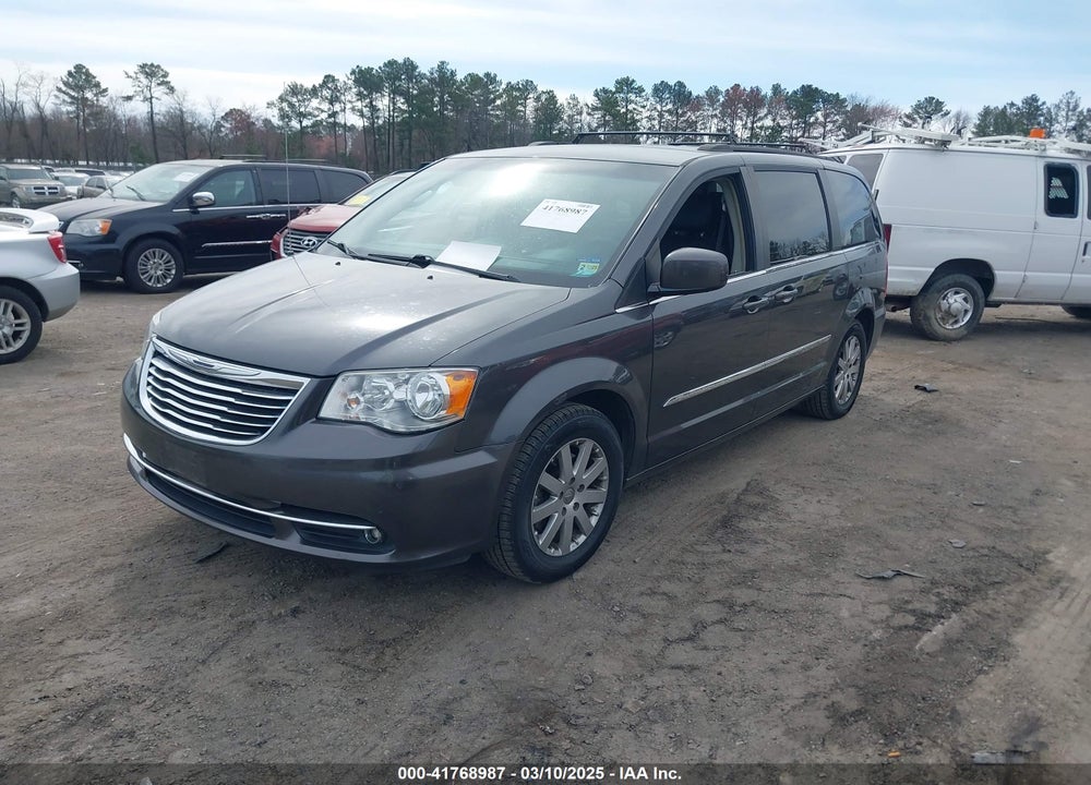 2016 CHRYSLER TOWN & COUNTRY VIN: 2C4RC1BG8GR113130