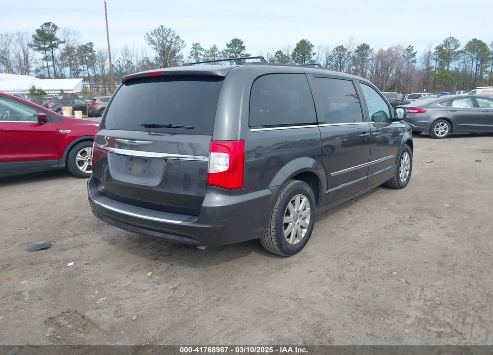 2016 CHRYSLER TOWN & COUNTRY VIN: 2C4RC1BG8GR113130