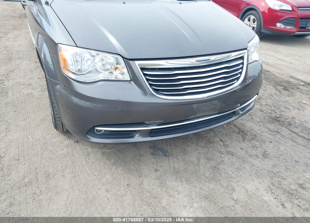 2016 CHRYSLER TOWN & COUNTRY VIN: 2C4RC1BG8GR113130
