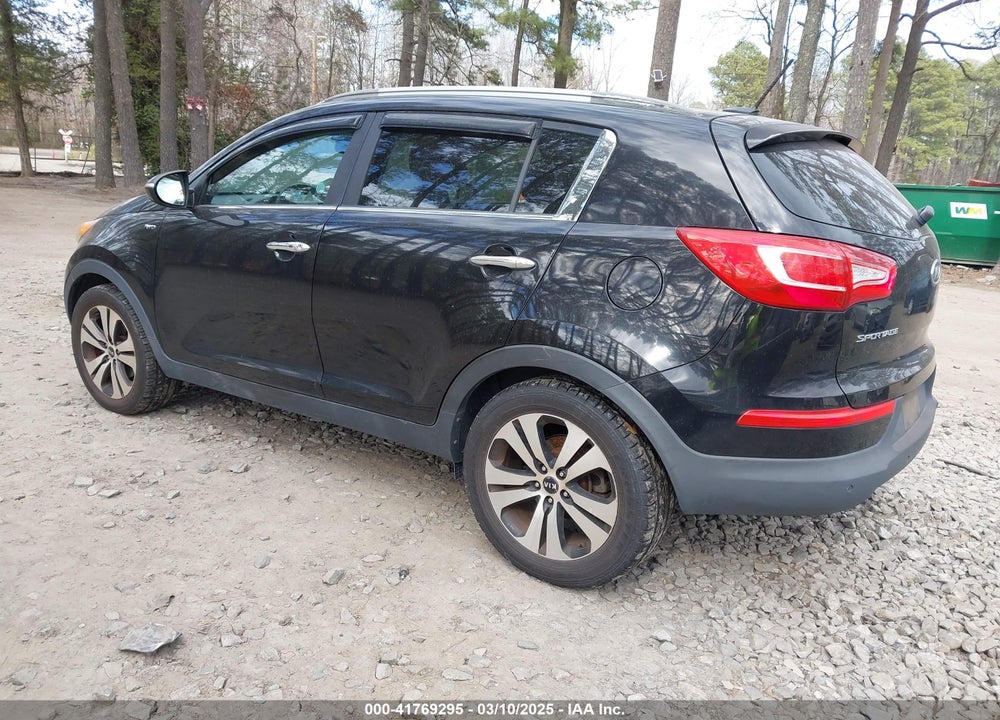 2011 KIA SPORTAGE VIN: KNDPCCA2XB7041155