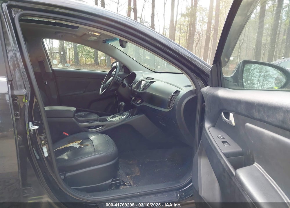 2011 KIA SPORTAGE VIN: KNDPCCA2XB7041155