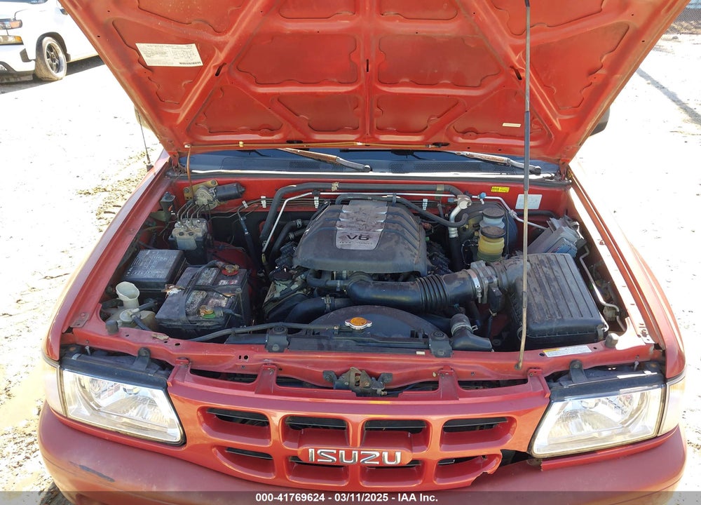 2001 ISUZU RODEO VIN: 4S2CK58W814326849