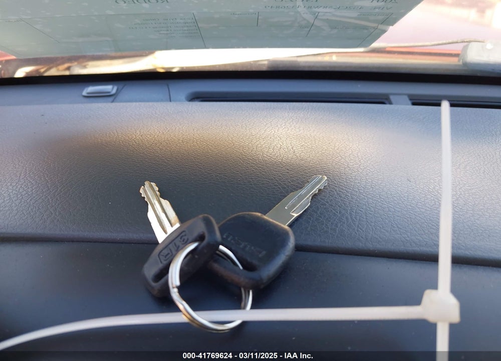 2001 ISUZU RODEO VIN: 4S2CK58W814326849