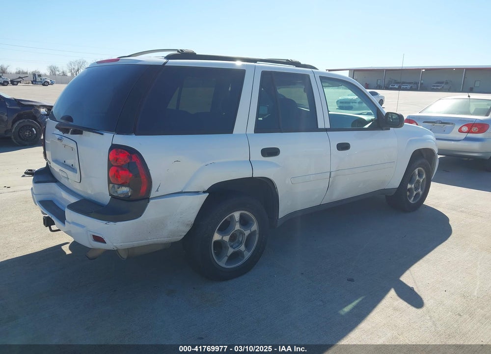 2008 CHEVROLET TRAILBLAZER VIN: 1GNDS13S182198903