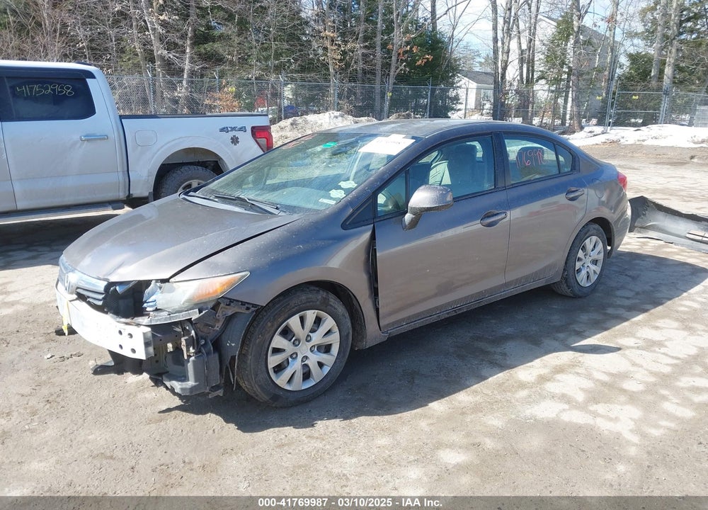 2012 HONDA CIVIC VIN: 2HGFB2F57CH612040
