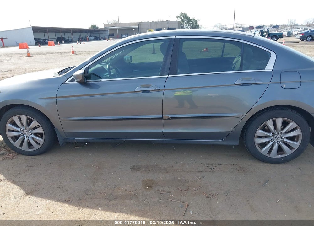 2012 HONDA ACCORD VIN: 1HGCP2F84CA119557