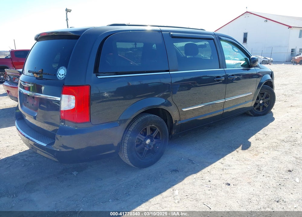2011 CHRYSLER TOWN & COUNTRY VIN: 2A4RR8DG1BR645357