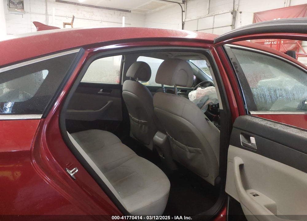 2016 HYUNDAI SONATA VIN: 5NPE24AF0GH399709