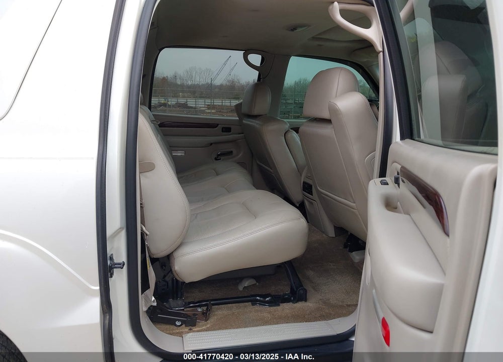 2002 CADILLAC ESCALADE EXT VIN: 3GYEK63N82G313753