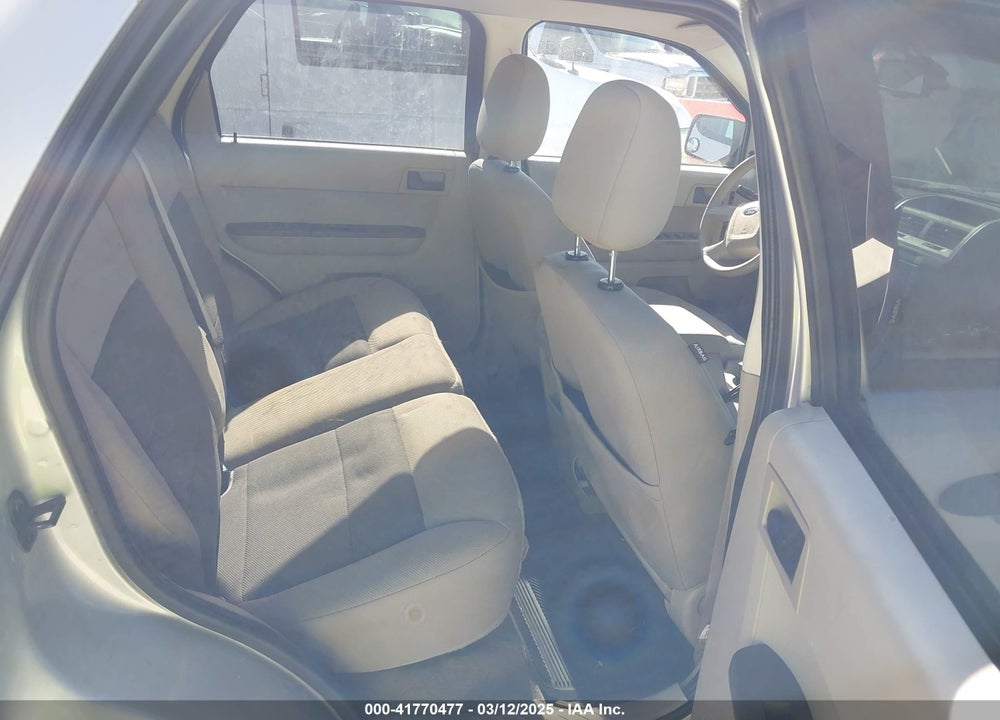 2008 FORD ESCAPE VIN: 1FMCU93188KC00856