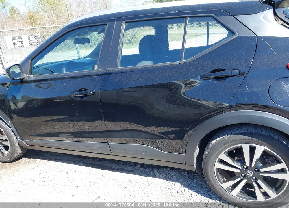 2019 NISSAN KICKS SV VIN: 3N1CP5CU6KL531202