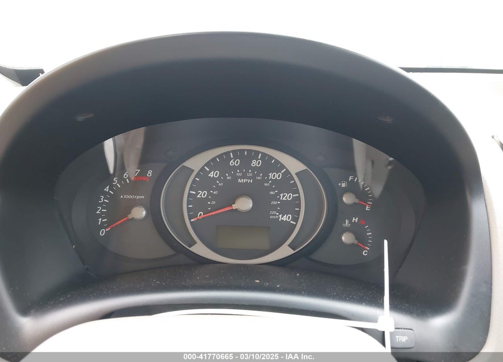 2005 HYUNDAI TUCSON GLS/LX VIN: KM8JN12D85U084026