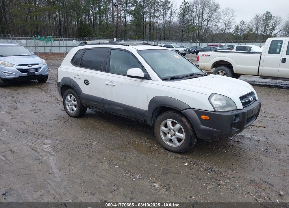 2005 HYUNDAI TUCSON GLS/LX VIN: KM8JN12D85U084026
