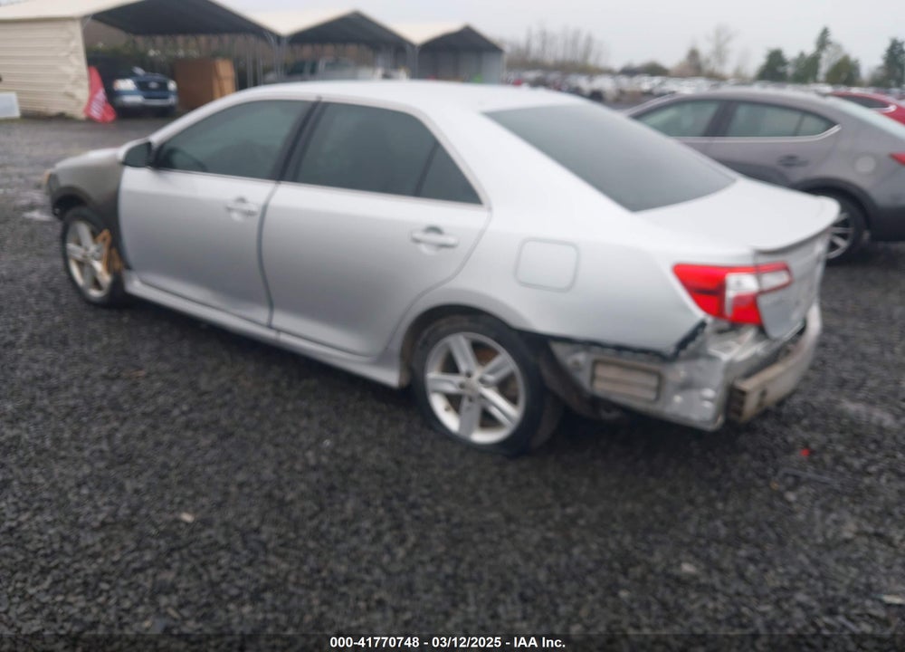 2014 TOYOTA CAMRY SE VIN: 4T1BF1FK7EU369861