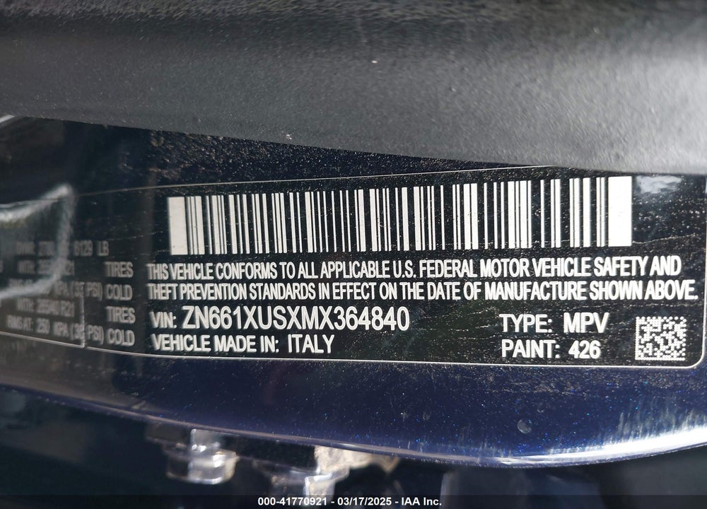 2021 MASERATI LEVANTE GRANSPORT VIN: ZN661XUSXMX364840