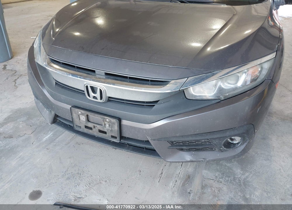 2017 HONDA CIVIC VIN: 19XFC1F31HE027574
