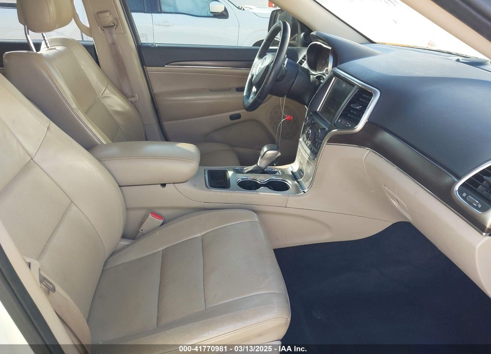 2017 JEEP GRAND CHEROKEE VIN: 1C4RJEBG7HC636260