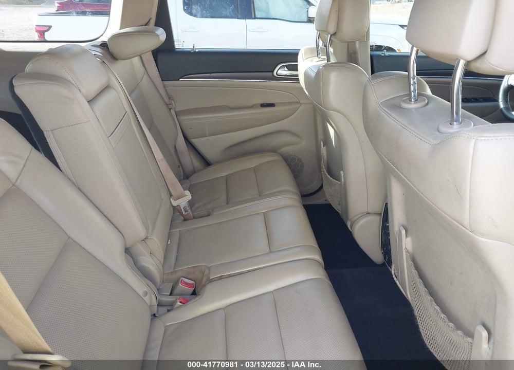 2017 JEEP GRAND CHEROKEE VIN: 1C4RJEBG7HC636260