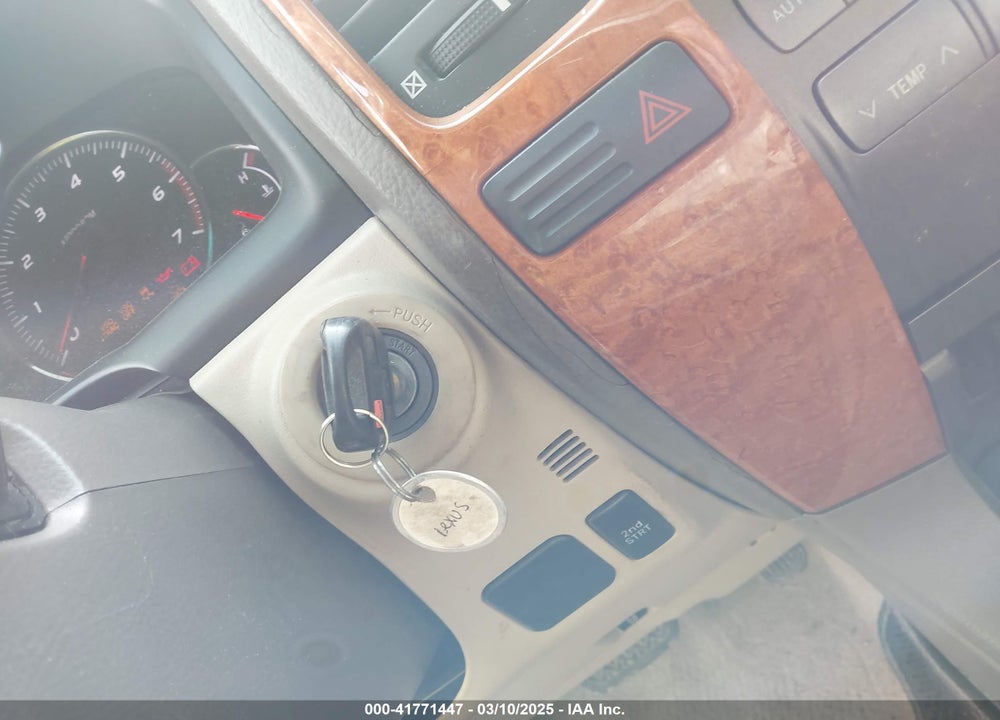 2005 LEXUS GX 470 VIN: JTJBT20X450091562