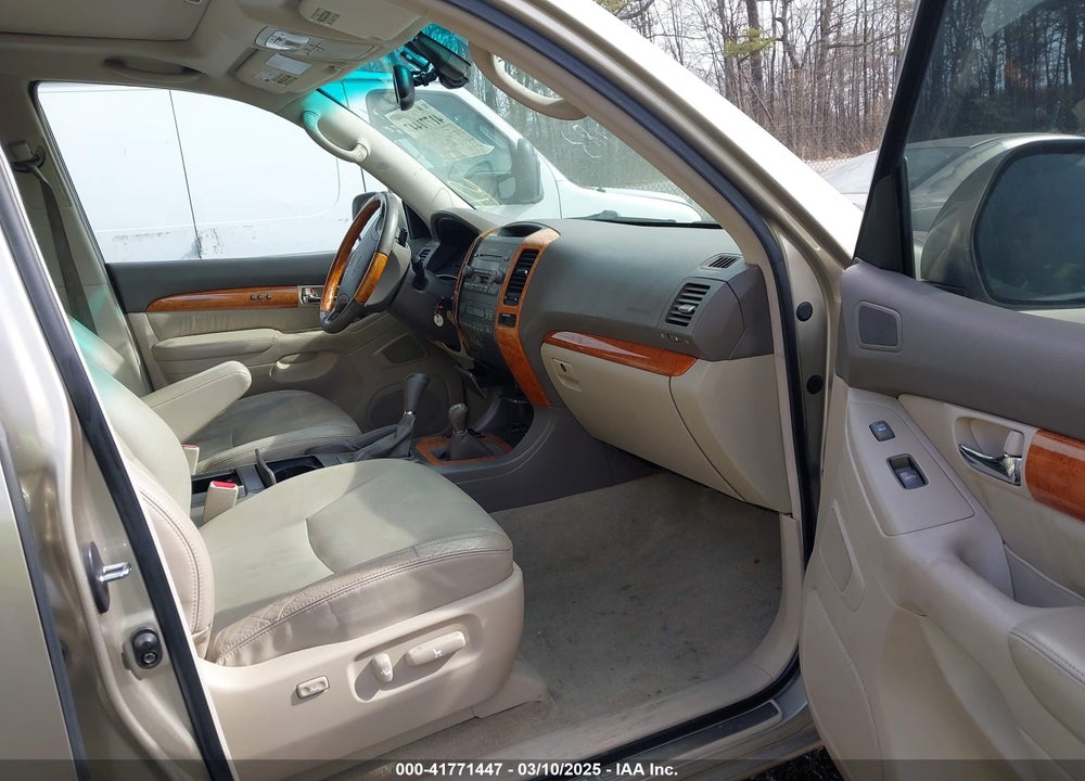 2005 LEXUS GX 470 VIN: JTJBT20X450091562