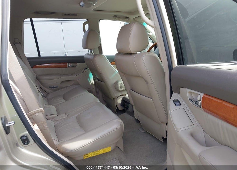 2005 LEXUS GX 470 VIN: JTJBT20X450091562